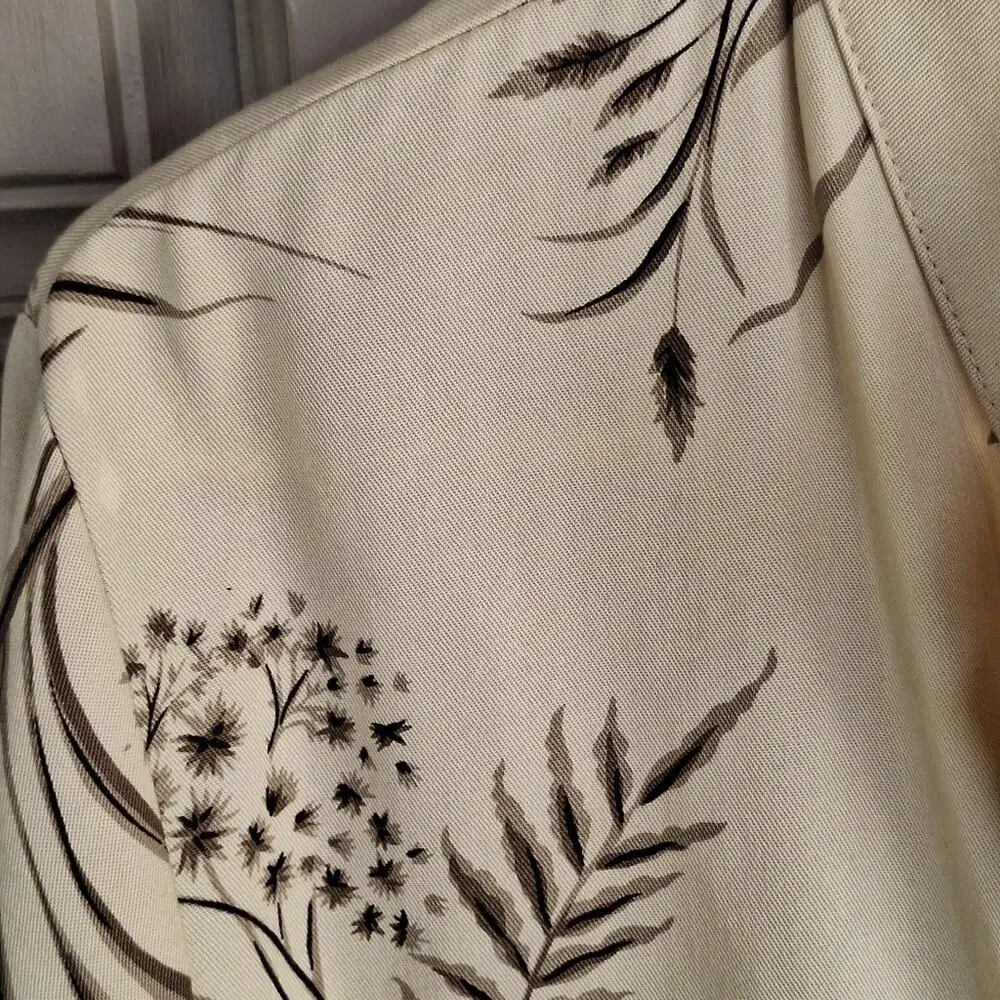 Classic Caribe Floral Beige Women's Jacket SzM Zip Front Pockets Rayon Blend